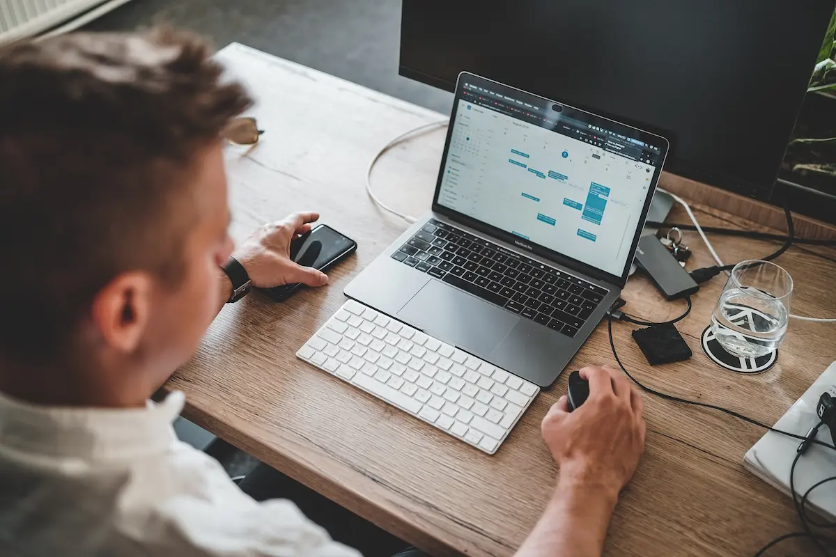 Use Free-Apply.com as a CRM
